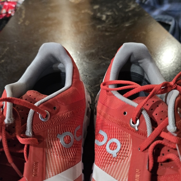 On Cloud Womens 6.5 - Picture 8 of 10